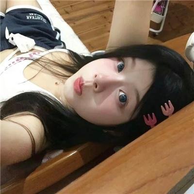 神秘小镇海报