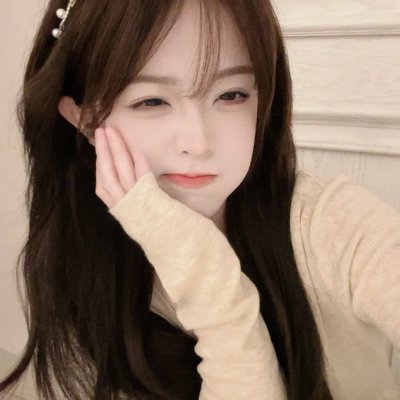 第一次的辣妹海报